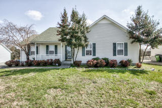 2035 Gardendale Dr, Murfreesboro, TN 37130-6637