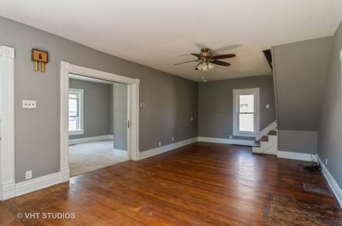 239 Beaver St, Saint Anne, IL 60964-7226
