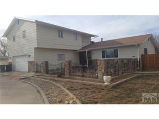 425 Starlite Dr, Pueblo, CO 81005-2636