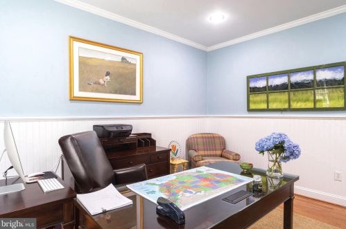 19 Walker Dr, Princeton NJ 08540-2324 exterior