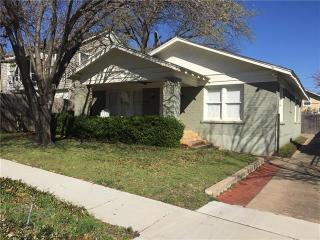 3626 Crestline Rd, Fort Worth TX  76107-3332 exterior