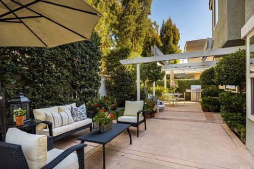 16 Chenile, Irvine CA  92614-7528 exterior