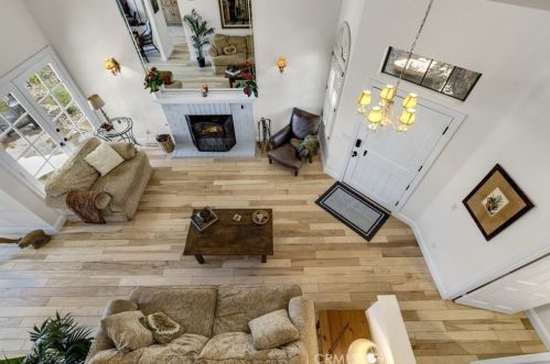 814 Links Vw Dr, Simi Valley CA 93065-6654 exterior