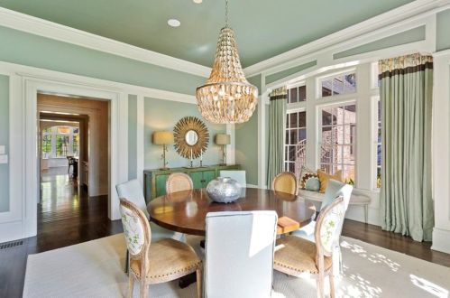 4262 Brookhaven Dr, Atlanta GA  30319-3010 exterior