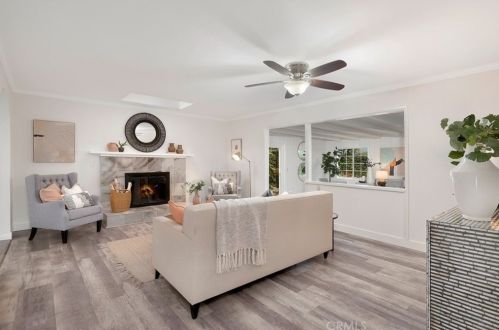 1527 Palais Rd, Anaheim CA  92802-2104 exterior