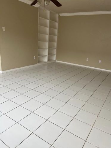 1903 Bahama Dr, Taylor Lake Village, TX 77586-2919