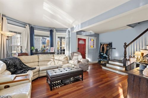 52 Elberon Ave, Paterson, NJ 07506-2606