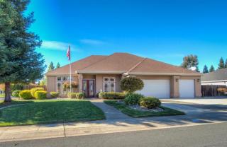 4592 Blue Creek Dr, Redding, CA 96002-5161
