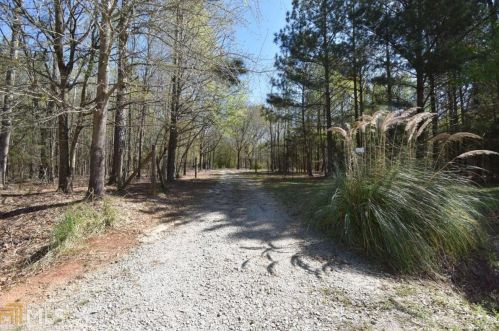 1137 Farm Rd, Colbert, GA 30628-3810