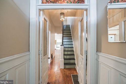 552 52nd St, Philadelphia, PA 19143-1531