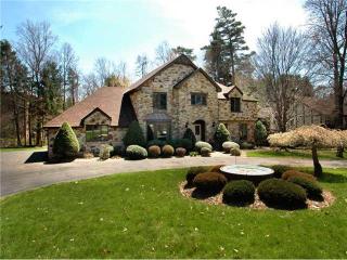 433 Lakewood Rd, Greensburg, PA 15601-9772