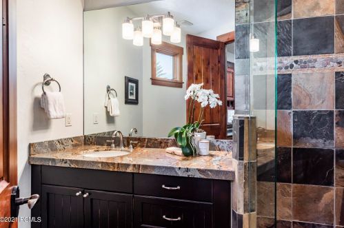 6050 Mtn Rnch Dr, Park City UT 84098-6177 exterior