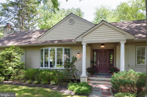 1125 Greenmount Rd, Tavistock, NJ 08033-3520