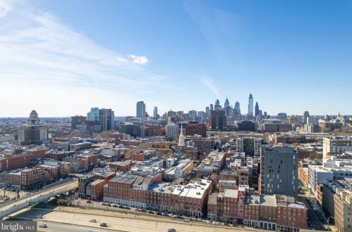 38 Front St, Philadelphia PA  19106-2249 exterior