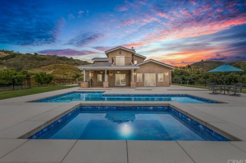 23540 De Anza Rd, Temecula, CA 92590-4164