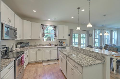 1384 Hermitage Ln, Ladson SC  29456-3087 exterior