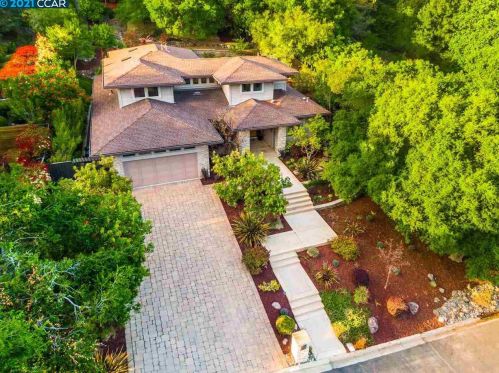 115 Bates Ct, Orinda, CA 94563-2901