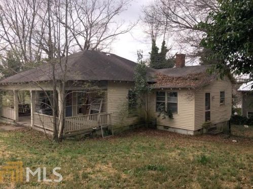 148 Highland Ave, Toccoa, GA 30577-2210
