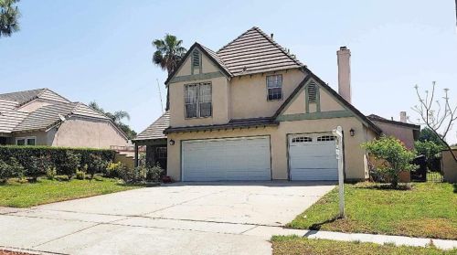 1562 Cloverdale Ave, Upland, CA 91786-2178