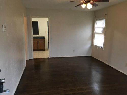 2101 Camden Dr, Garland TX  75041-1646 exterior