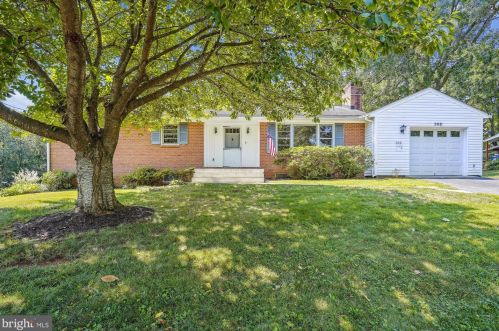 308 Prospect Dr, Leesburg, VA 20175-3520