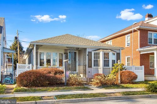 3132 5th St, Harrisburg, PA 17110-2703