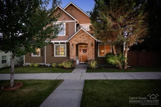 20615 Couples Ln, Bend, OR 97702-2983