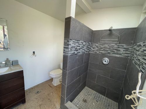 15747 Rancho Viejo Dr, Riverside CA  92506-5822 exterior