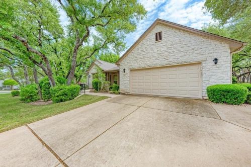 101 Burr Oak Ln, Georgetown, TX 78633-4825