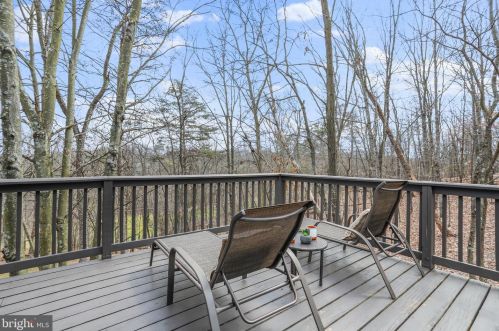 208 Pathfinder Ln, Hedgesville WV  25427-6160 exterior