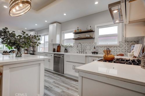 13226 Jefferson Ave, Hawthorne CA  90250-5927 exterior