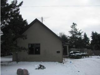 1020 Walnut St, Belvidere, IL 61008-5035