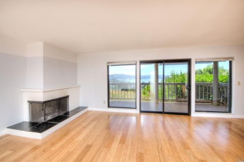 126 Marinero Cir, Tiburon, CA 94920-1627