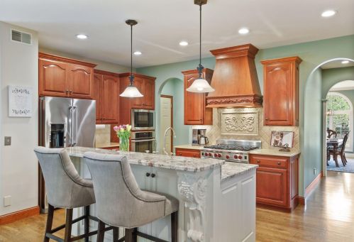 3315 Crestmoor Dr, Saint Paul MN  55125-5006 exterior