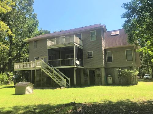 521 Commonwealth Rd, Mount Pleasant, SC 29466-8313