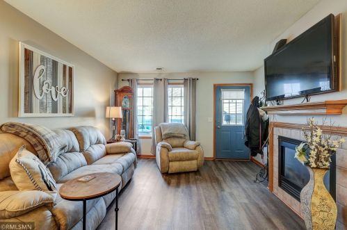 2064 Gresham Ave, Saint Paul MN  55128-3916 exterior
