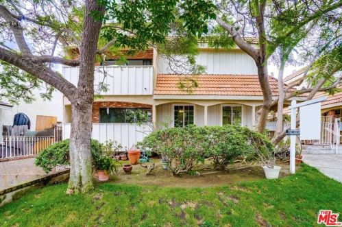 2247 20th St, Santa Monica, CA 90405-1743