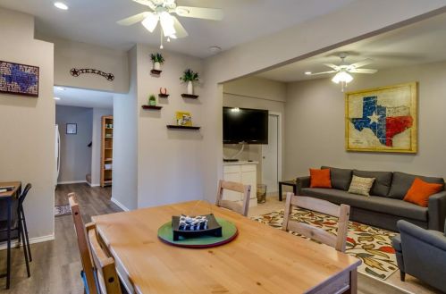 1404 Forest Park Blvd, Fort Worth TX  76110-1159 exterior