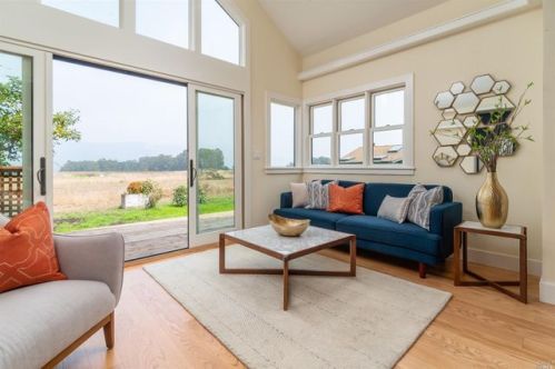 368 Overlook Dr, Bolinas, CA 94924