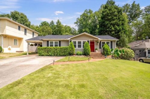 1627 Beacon Hill Blvd, Atlanta GA  30329-2517 exterior