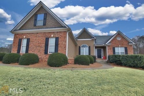 127 Billie Dean Dr, Jefferson, GA 30549-4008