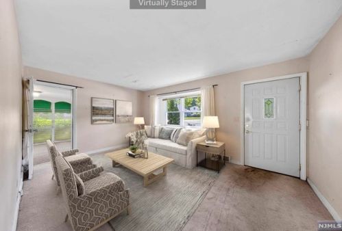 48 Blanche Ct, Dumont, NJ 07628-2603