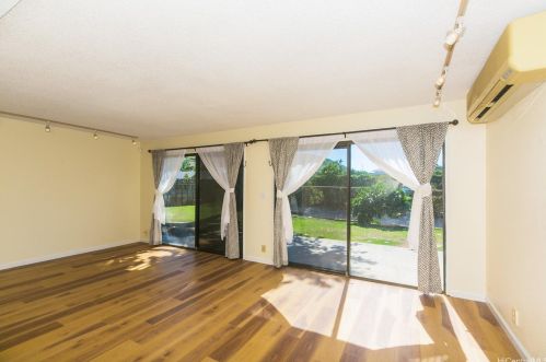 229 Anapalau St, Honolulu HI  96825-2244 exterior