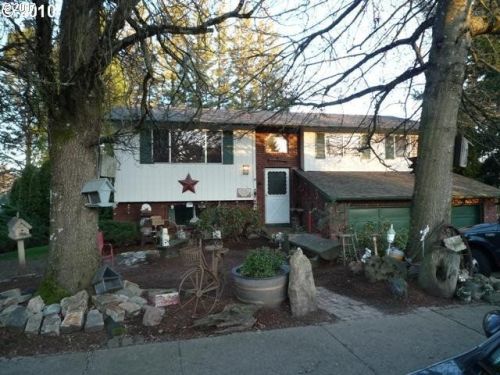868 Paloma Ave, Damascus OR  97030 exterior