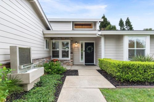 2828 Canterbury Cir, Folsom, CA 95762-4257