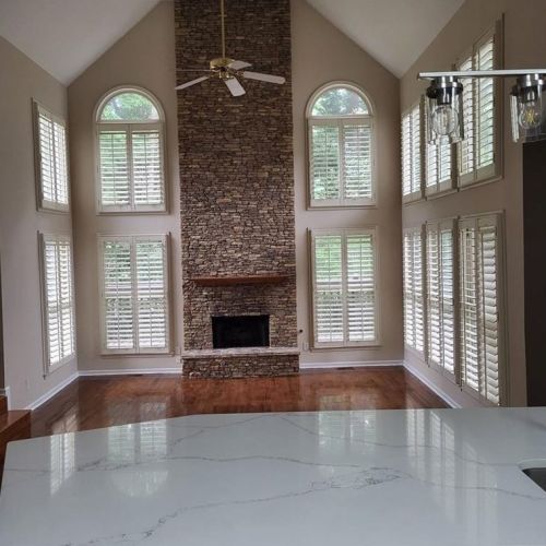 3960 Riverglen Cir, Suwanee GA  30024-1860 exterior