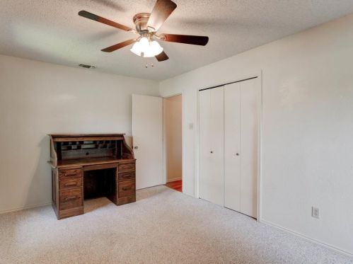 410 Granada Calle Ct, Granbury TX 76049-1476 exterior