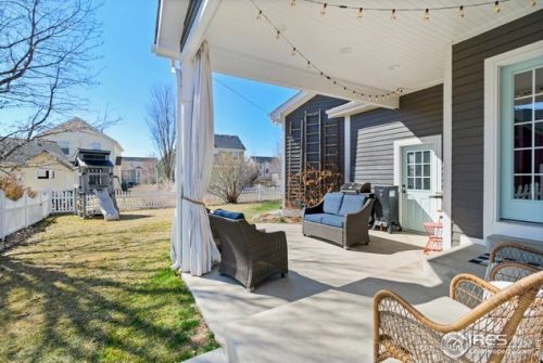 1227 Cres Dr, Fort Collins CO 80526-2917 exterior