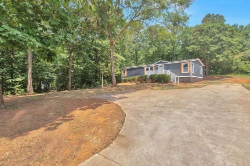 270 White Birch Dr, Porterdale, GA 30016-5533