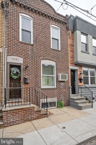 1931 Iseminger St, Philadelphia, PA 19148-2206